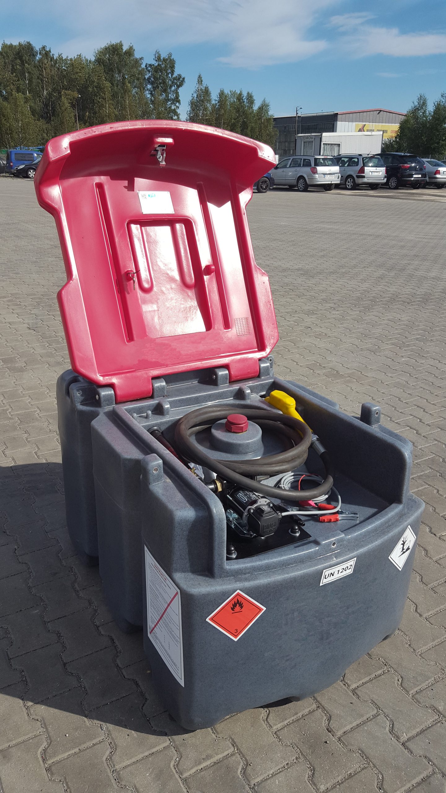 ZBIORNIK NA PALIWO 425 L Mobilny JFC AMAX ZBIORNIK NA PALIWO 425 L Mobilny JFC AMAX
